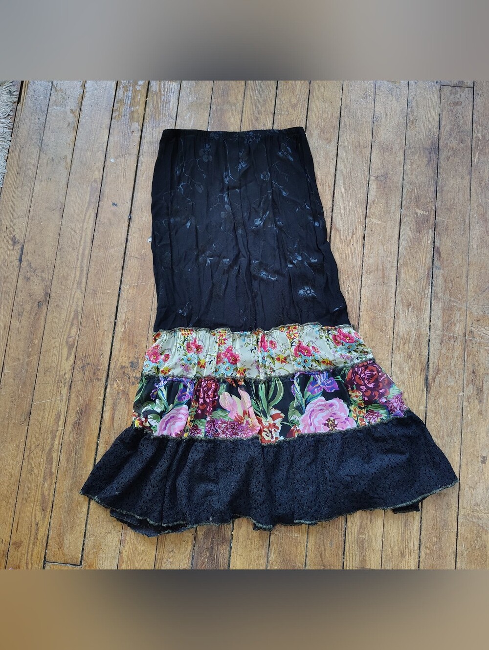 90s Y2K Vintage Black & Floral Tiered Maxi Skirt Peasant Whimsigoth Boho Large - Picture 4 of 7